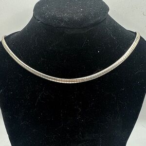 Silver .925 Women's Herringbone Collar Necklace - Unbranded